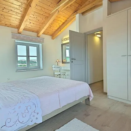 Prázdninový dům Lenka Sveti Lovreč Pazenatički